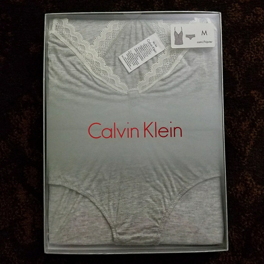 Calvin Klein Lace Cami & Hipster Gift Set, Medium
